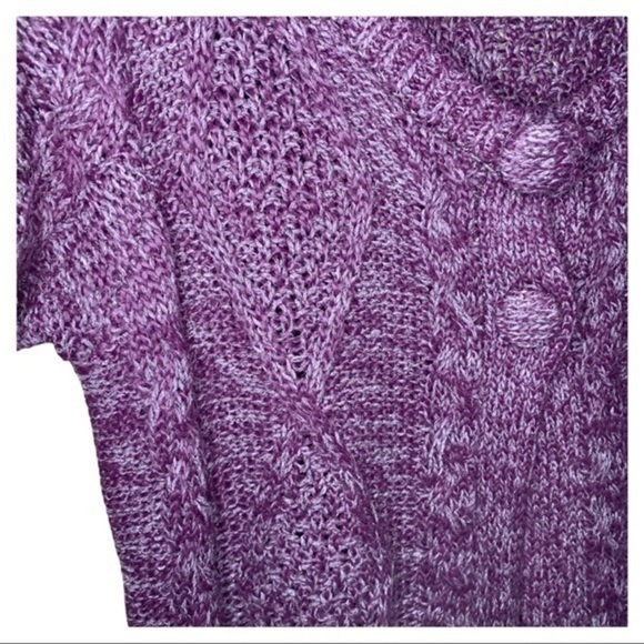 BCBG MaxAzria Knitted Top Size Medium - Picture 6 of 7